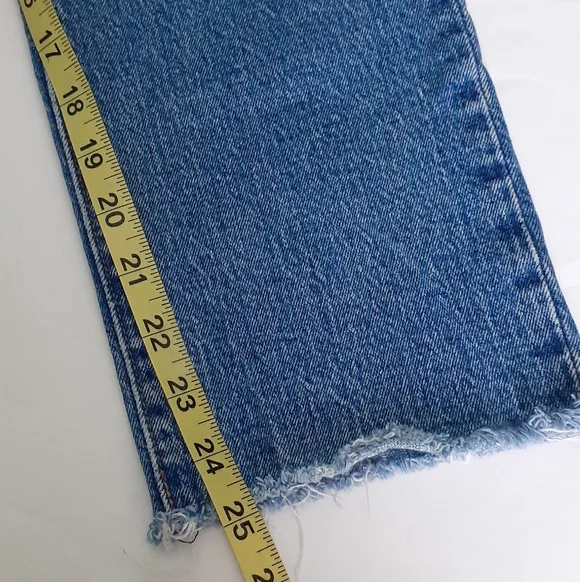 LEVI'S WEDGIE Size 26 Blue Very Good Condition. - Picture 7 of 9